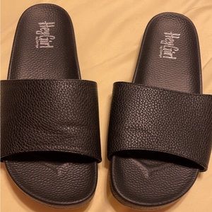 New, Hey Girl slides